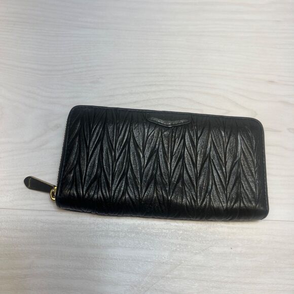 Very Rare Coach Wallet Zip Around Accordion Black w/Leather Design Soft Leather - Picture 1 of 12